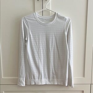 Lululemon White Long Sleeve Running Top | Sz 6